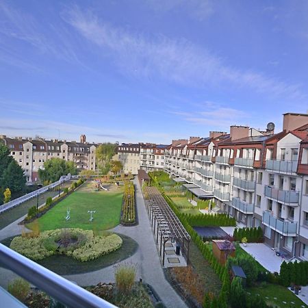 Apartamenty Bryza - Kwartal Rozy Wiatrow - Garaz ชวีโนวิชแจ ภายนอก รูปภาพ