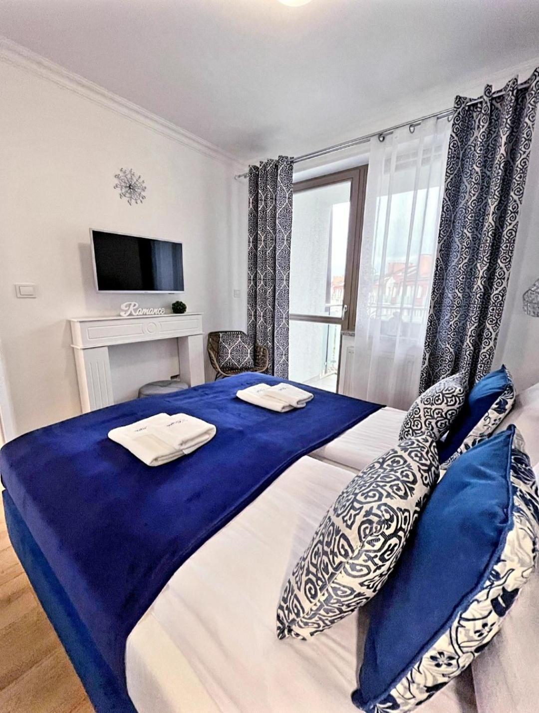 Apartamenty Bryza - Kwartal Rozy Wiatrow - Garaz ชวีโนวิชแจ ภายนอก รูปภาพ